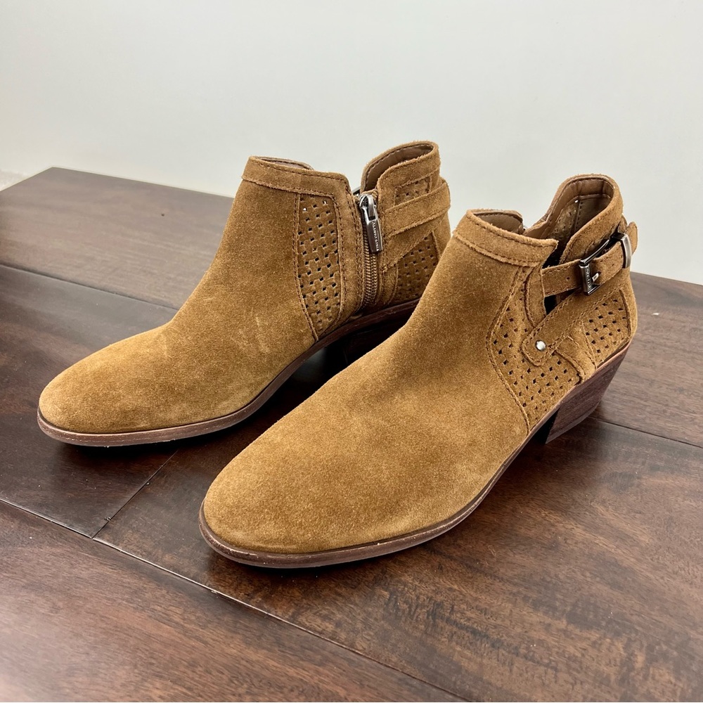Vince Camuto Pamma Ankle Boot in Brown